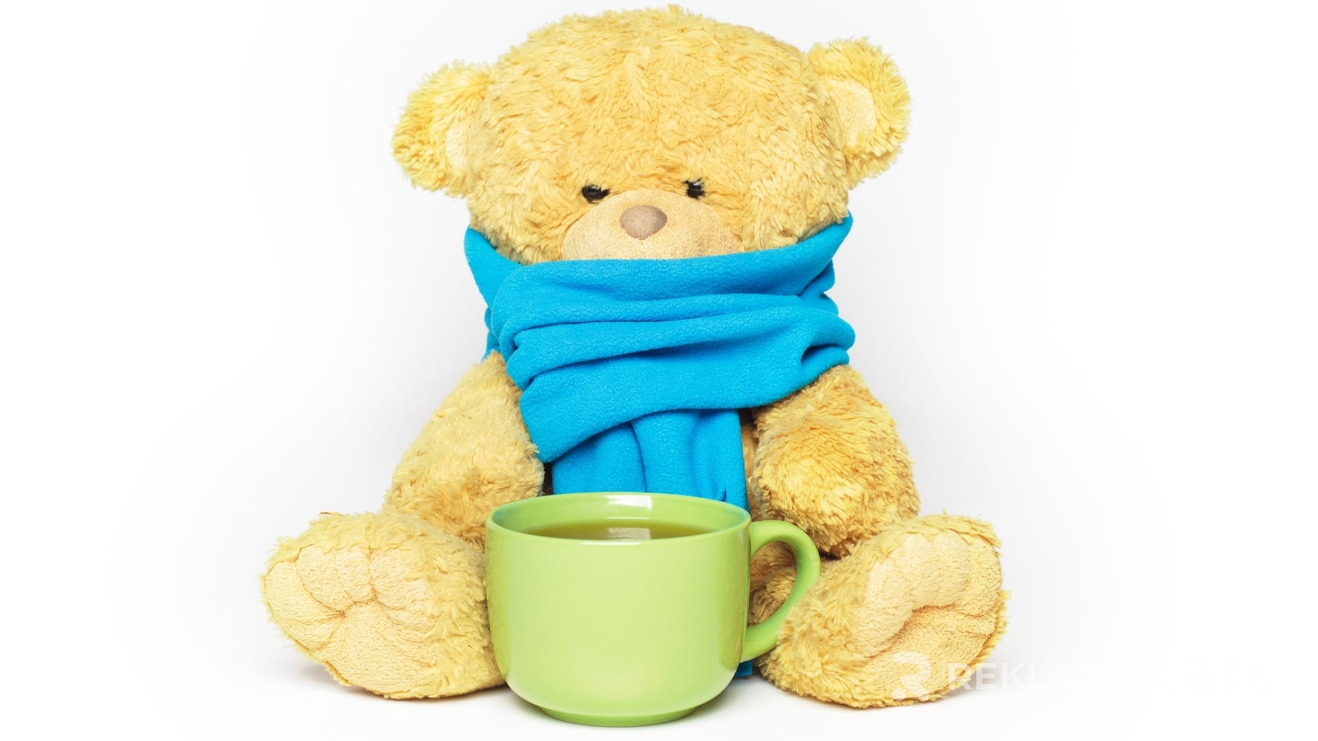 Misie reklamowe na tle rozwijającej się firmy